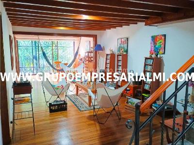Casa de 4 alcobas en venta en La Inmaculada, Envigado, 238 m² · foto 20 de 20