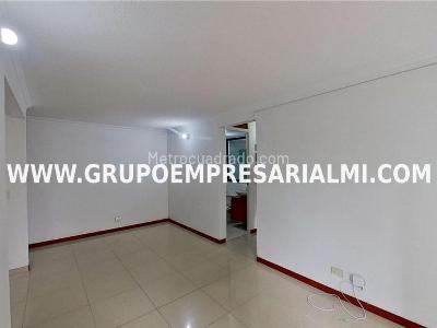Apartamento de 3 alcobas en venta en Belen, Medellín, 59 m² · foto 3 de 20