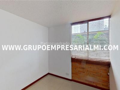 Apartamento de 3 alcobas en venta en Belen, Medellín, 59 m² · foto 8 de 20