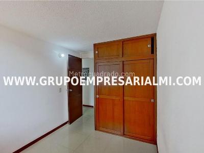 Apartamento de 3 alcobas en venta en Belen, Medellín, 59 m² · foto 10 de 20