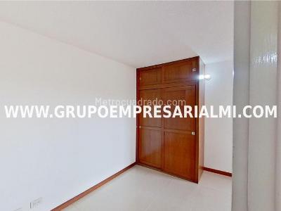 Apartamento de 3 alcobas en venta en Belen, Medellín, 59 m² · foto 12 de 20