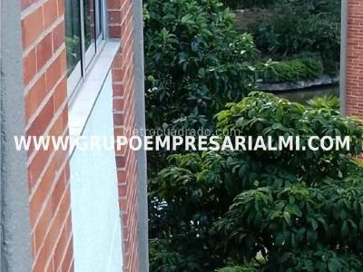 Apartamento en venta en Laureles, Medellín · foto 14 de 20