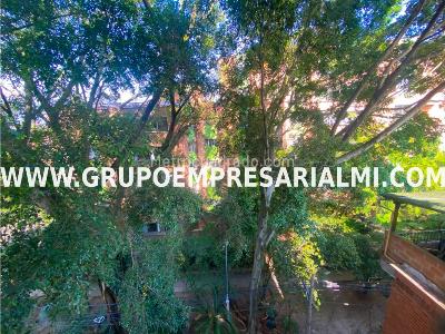 Apartamento de 3 alcobas en arriendo en Laureles, Medellín, 92 m² · foto 18 de 20