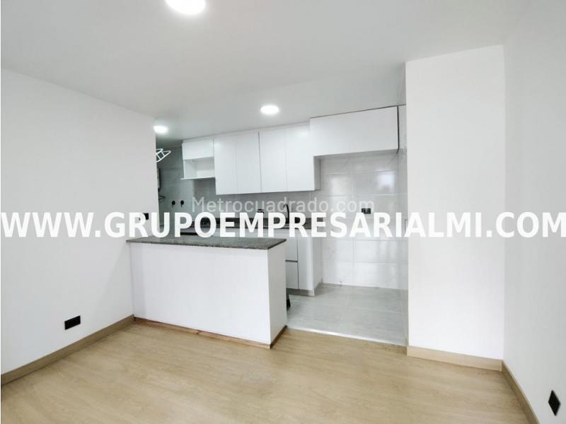 Apartamento de 3 Alcobas en Ciudad del Río, Piso 15