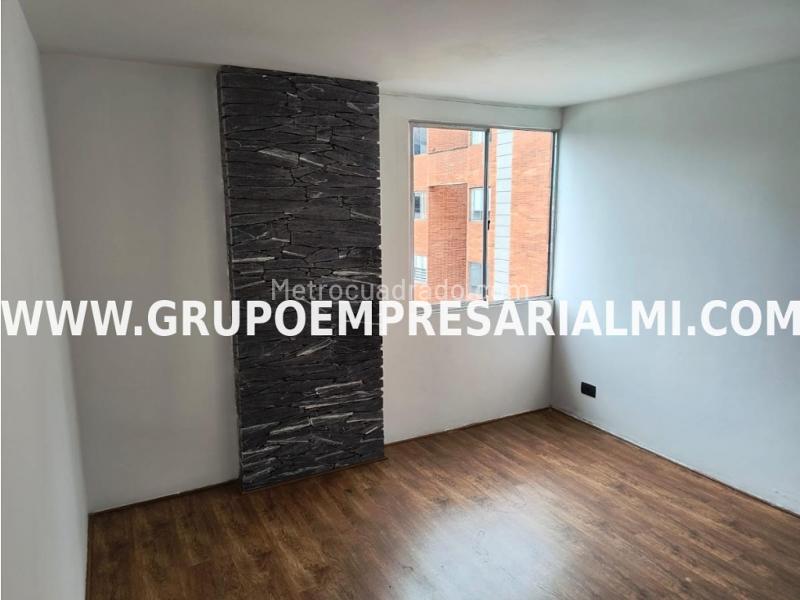 Spectacular 3BR Apartment with Views in Ciudad del Río - 9