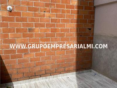 Apartamento de 3 alcobas en venta en La Navarra, Bello, 89 m² · foto 18 de 20
