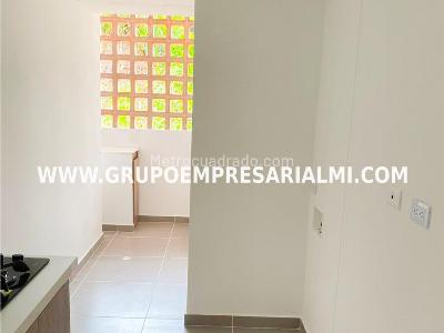 Apartamento de 3 alcobas en venta en La Navarra, Bello, 89 m² · foto 2 de 20