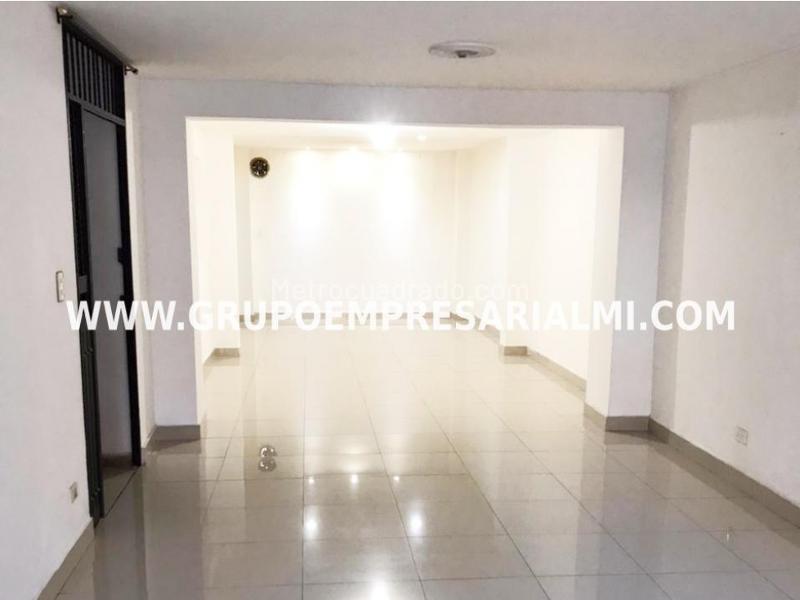 Welcoming 4BR House in Santa Teresita