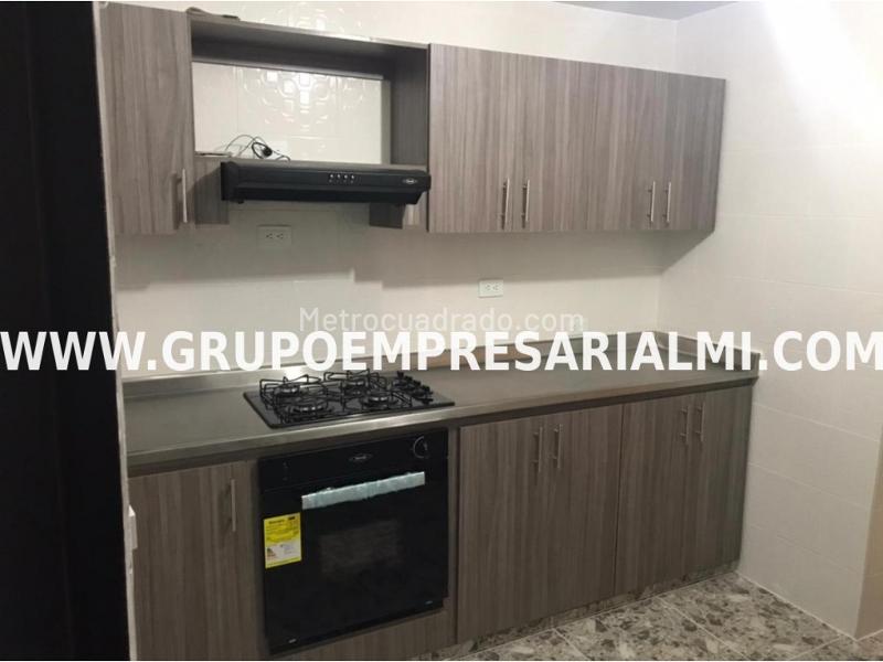 Welcoming 4BR House in Santa Teresita - 4