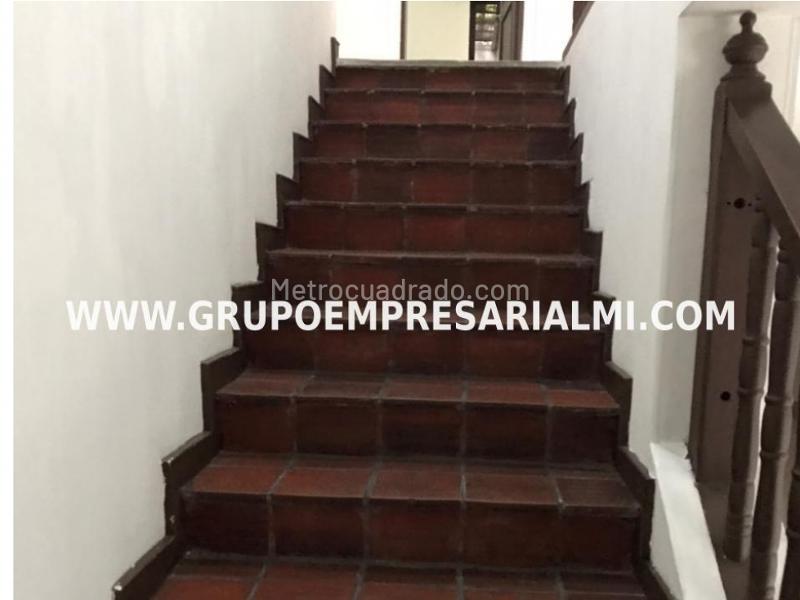 Welcoming 4BR House in Santa Teresita - 9