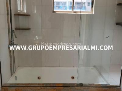 Apartamento de 2 alcobas en venta en Aves Maria, Sabaneta, 123 m² · foto 10 de 20