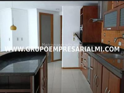 Apartamento de 2 alcobas en venta en Aves Maria, Sabaneta, 123 m² · foto 2 de 20