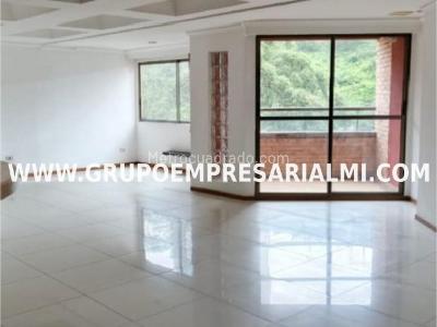 Apartamento de 2 alcobas en venta en Aves Maria, Sabaneta, 123 m² · foto 3 de 20