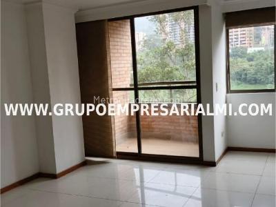 Apartamento de 2 alcobas en venta en Aves Maria, Sabaneta, 123 m² · foto 4 de 20