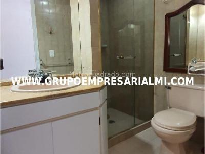 Apartamento de 5 alcobas en arriendo en El Poblado, Medellín, 165 m² · foto 19 de 20