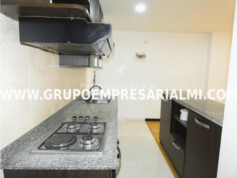 Apartamento de 3 Alcobas en Ciudad del Río con Parqueadero Privado - 7