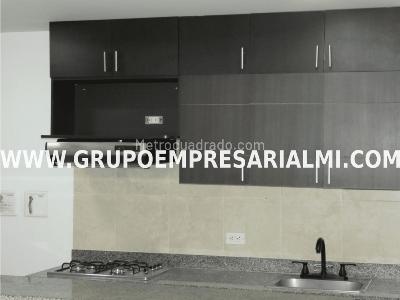 Apartamento de 3 alcobas en arriendo en El Poblado, Medellín, 70 m² · foto 10 de 20