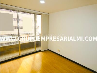 Apartamento de 3 alcobas en arriendo en El Poblado, Medellín, 70 m² · foto 12 de 20