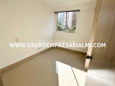 Apartamento de 3 alcobas en arriendo en Belen, Medellín, 70 m² · foto 7 de 20