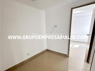 Apartamento de 3 alcobas en arriendo en Belen, Medellín, 70 m² · foto 15 de 20