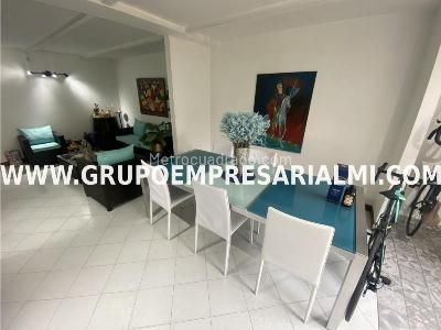 Apartamento en venta en El Poblado, Medellín · foto 2 de 20