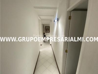 Apartamento en venta en El Poblado, Medellín · foto 20 de 20