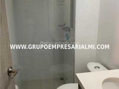 Apartamento en venta en Los Colores, Medellín · foto 9 de 20
