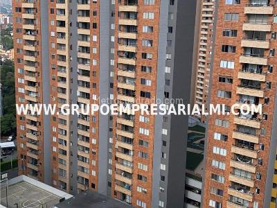 Apartamento en venta en Los Colores, Medellín · foto 12 de 20