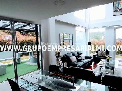 Casa en arriendo en El Escobero, Envigado · foto 3 de 20