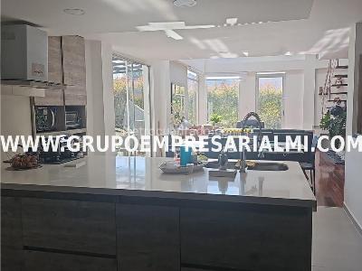 Casa en arriendo en El Escobero, Envigado · foto 4 de 20