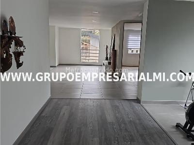 Casa en arriendo en El Escobero, Envigado · foto 12 de 20