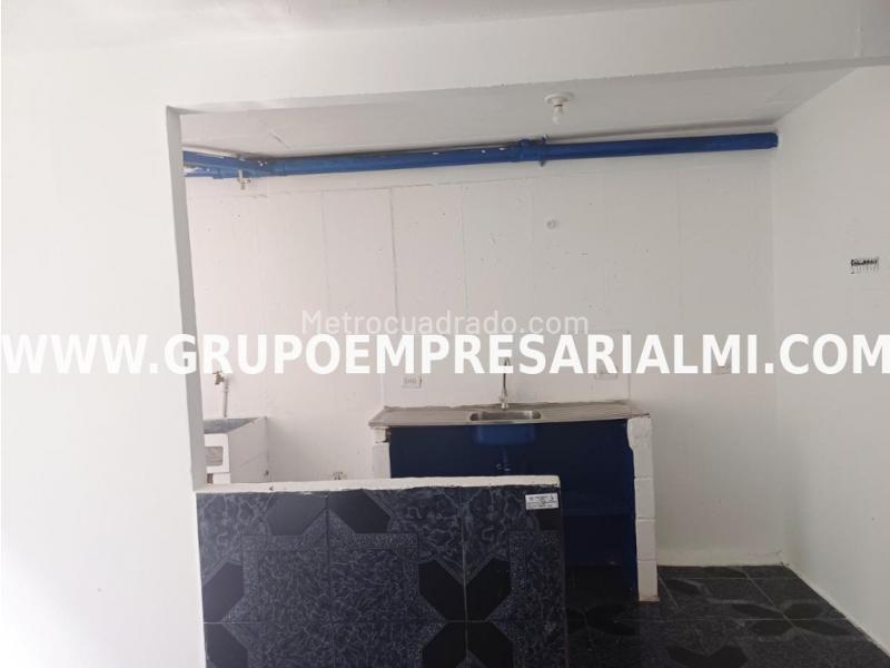 Spacious 2BR Apartment for Rent in Robledo (Santa Margarita) - 3