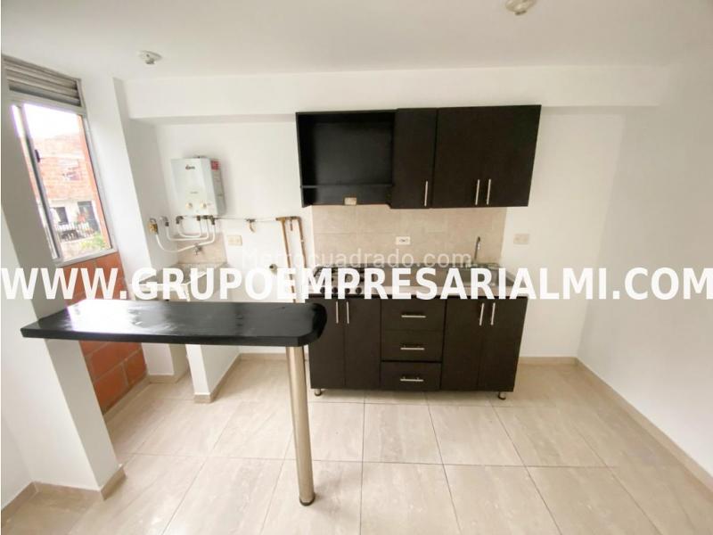 Apartamento de 2 Alcobas en Arriendo en Aures, Robledo - 2