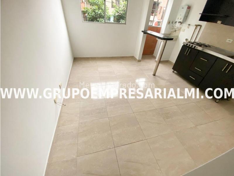Apartamento de 2 Alcobas en Arriendo en Aures, Robledo - 3