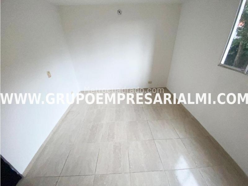 Apartamento de 2 Alcobas en Arriendo en Aures, Robledo - 7
