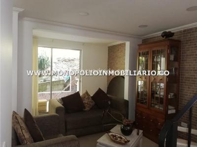 Casa de 3 alcobas en venta en Calasanz, Medellín, 130 m² · foto 2 de 9