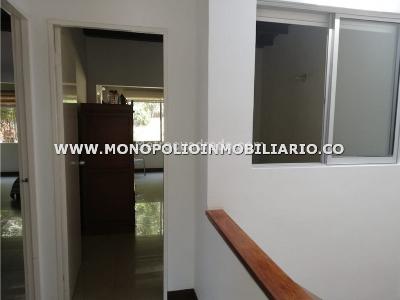 Casa de 3 alcobas en venta en Calasanz, Medellín, 130 m² · foto 6 de 9