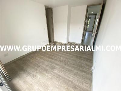 Apartamento de 3 alcobas en venta en Aves Maria, Sabaneta, 85 m² · foto 10 de 20