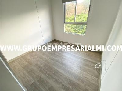 Apartamento de 3 alcobas en venta en Aves Maria, Sabaneta, 85 m² · foto 15 de 20