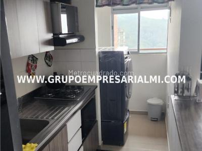 Apartamento en venta en Ditaires, Itagüí · foto 4 de 20