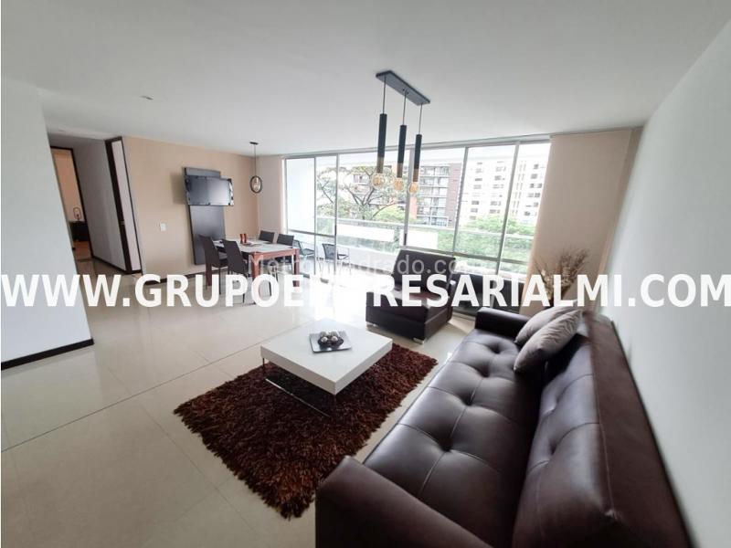 Apartamento Amoblado Estiloso de 2 Alcobas en El Poblado - 4