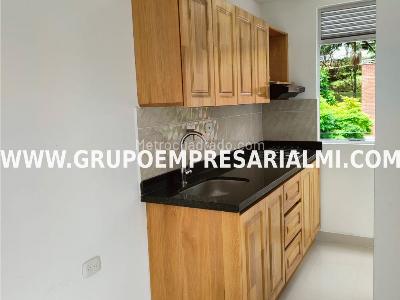 Apartamento de 2 alcobas en venta en La Doctora, Sabaneta, 52 m² · foto 3 de 20