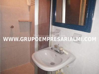Apartamento de 1 alcoba en arriendo en El Velodromo, Medellín, 28 m² · foto 9 de 20