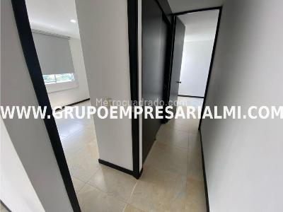 Apartamento de 2 alcobas en arriendo en El Poblado, Medellín, 70 m² · foto 10 de 20