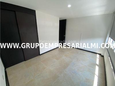 Apartamento de 2 alcobas en arriendo en El Poblado, Medellín, 70 m² · foto 12 de 20