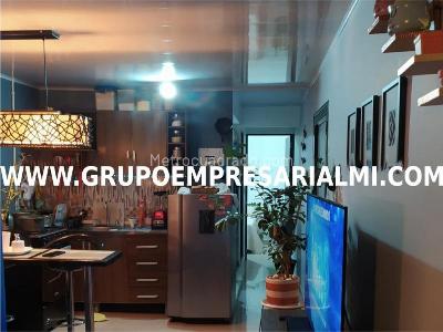Apartamento de 3 alcobas en venta en Cristobal, Medellín, 140 m² · foto 2 de 20