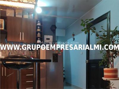 Apartamento de 3 alcobas en venta en Cristobal, Medellín, 140 m² · foto 8 de 20