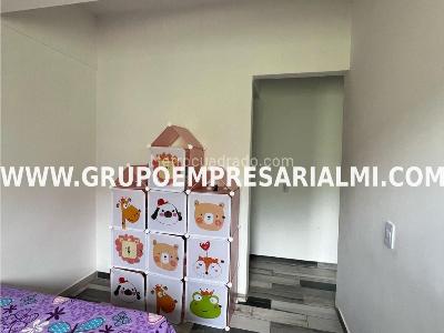 Apartamento de 3 alcobas en venta en La Navarra, Bello, 70 m² · foto 8 de 20