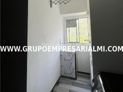 Apartamento de 3 alcobas en venta en La Navarra, Bello, 70 m² · foto 16 de 20