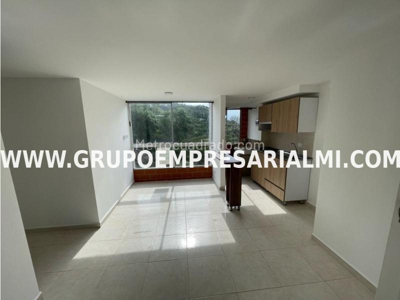 Apartamento de 2 Alcobas en San Javier (43 m², Estrato 2)